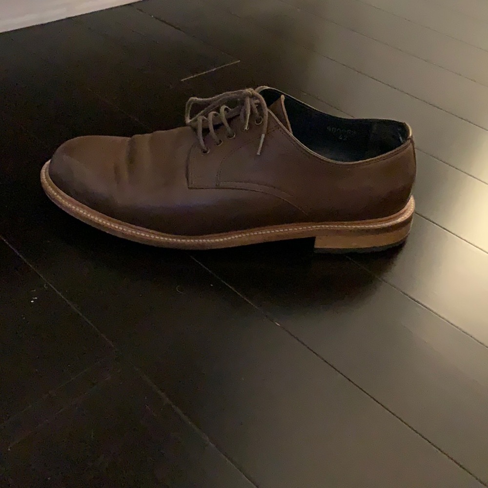 Pebbled Derby by Ankari Floruss - Size 42